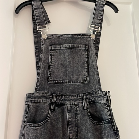 HOT NEW ITEM - Picture 2 of 7